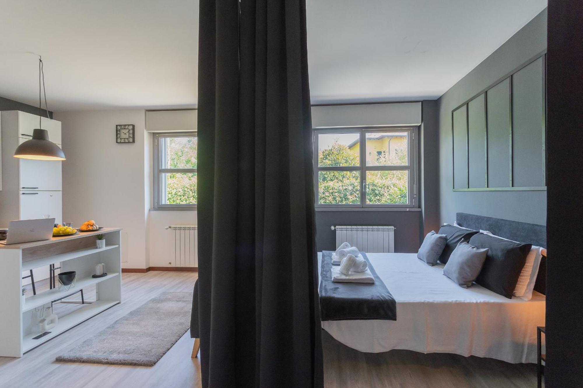 Black Loft Como By Rent All Como Exterior foto
