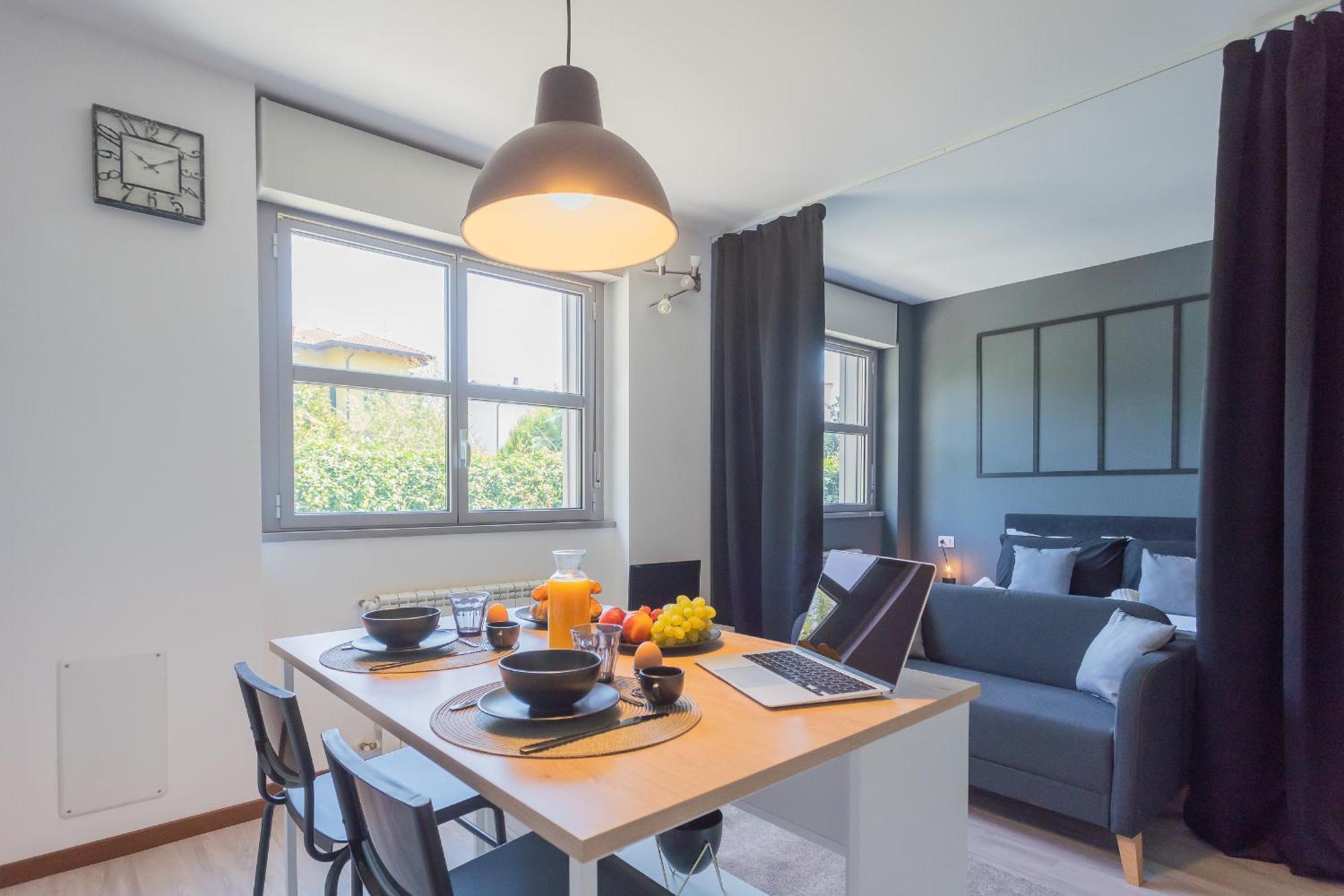 Black Loft Como By Rent All Como Exterior foto