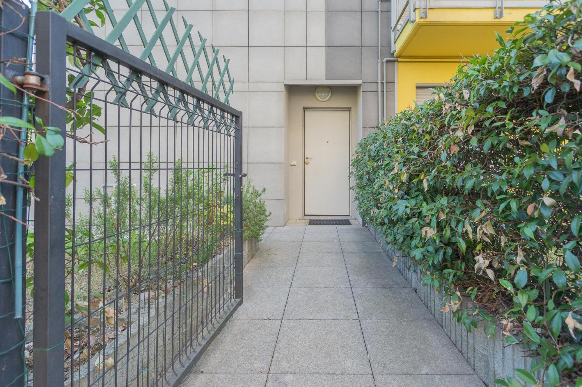 Black Loft Como By Rent All Como Exterior foto